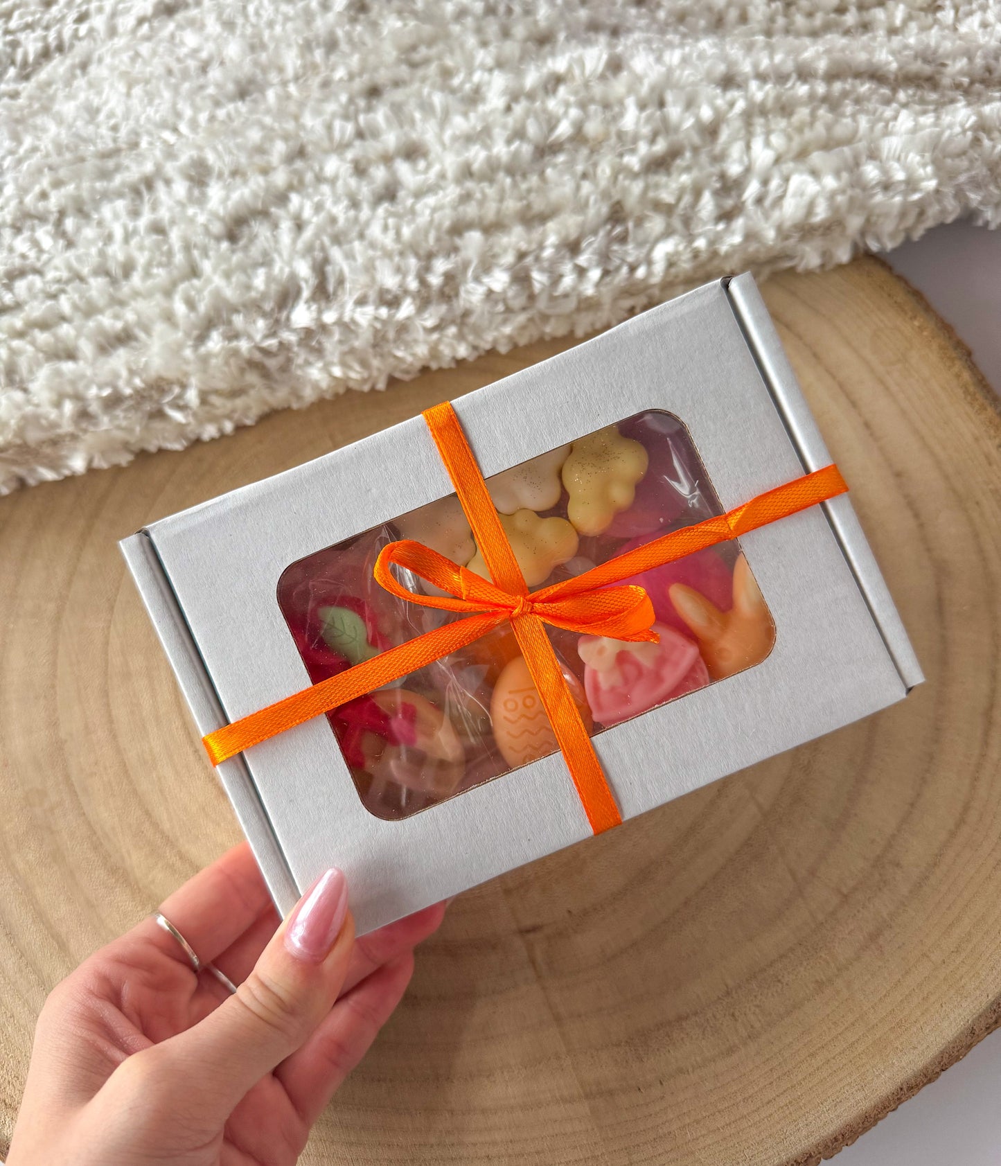 SPRING & EASTER MOMENTS