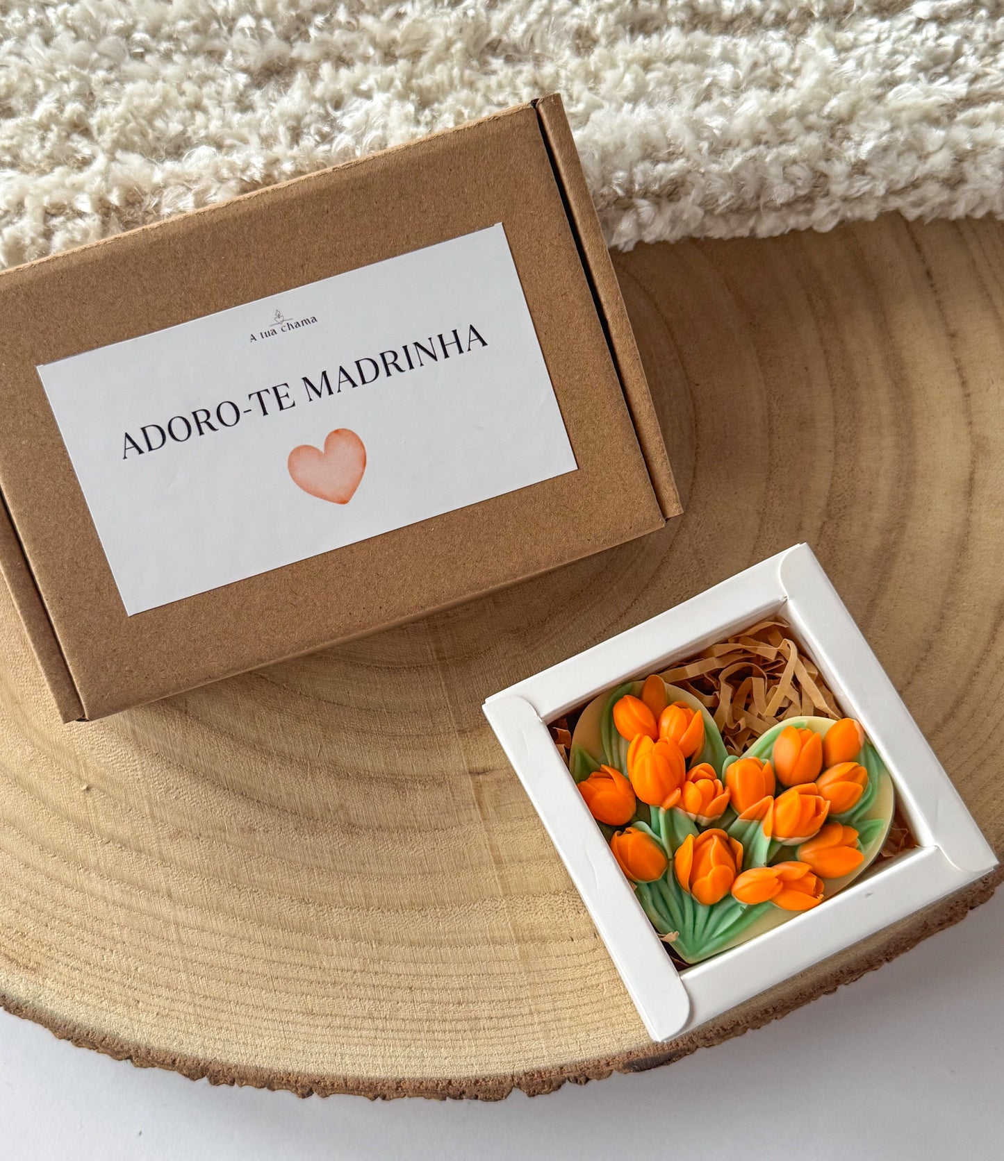 BOX CORAÇÃO DE TULIPAS