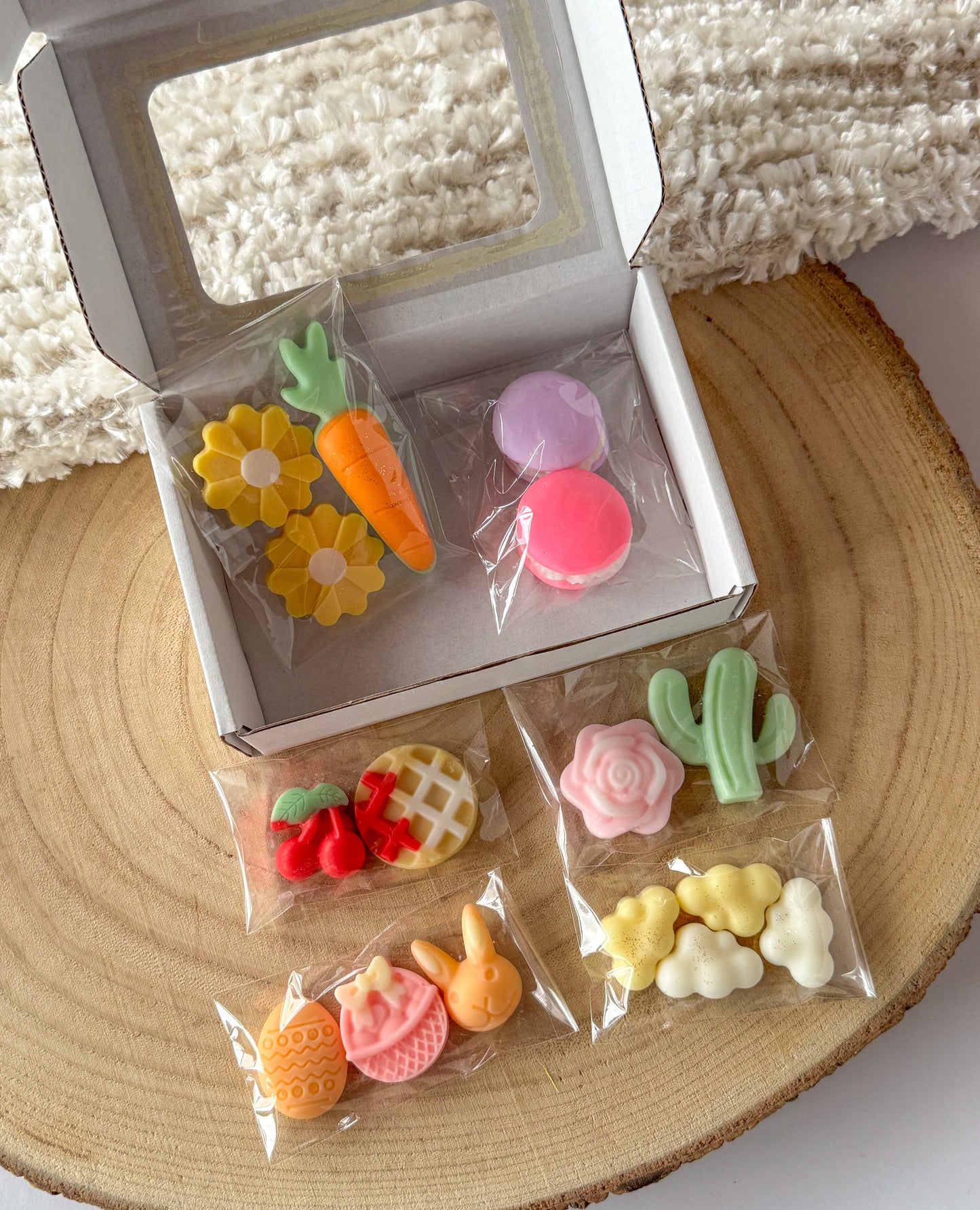 SPRING & EASTER MOMENTS