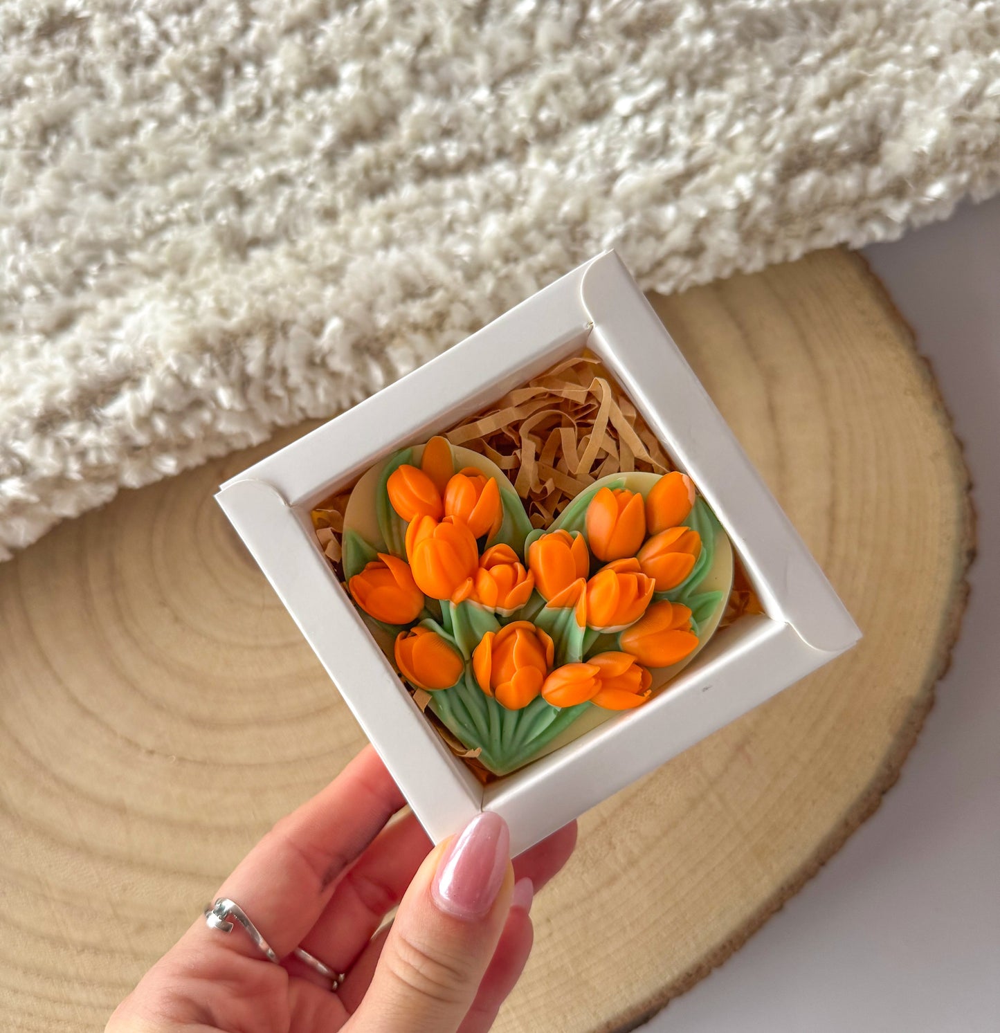 BOX CORAÇÃO DE TULIPAS