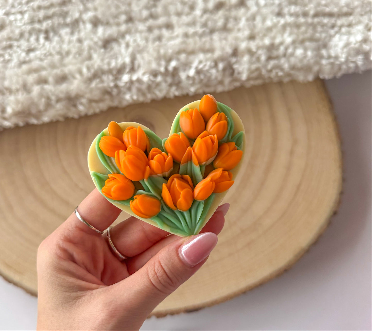 BOX CORAÇÃO DE TULIPAS